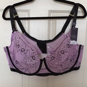 NWT Gorgeous Cacique Bra